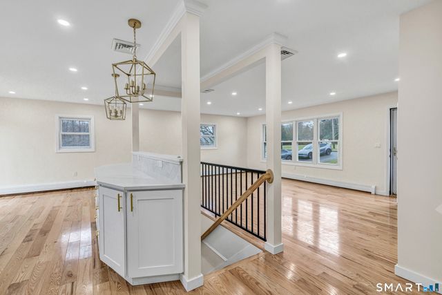 1095 Durham Road, Wallingford, CT 06492