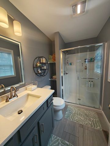 100 Bailey St, Fall River, MA 02724