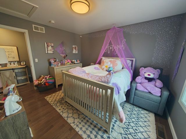 100 Bailey St, Fall River, MA 02724