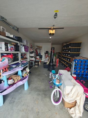 100 Bailey St, Fall River, MA 02724