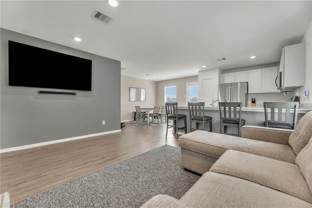 5309 Gabby Pass, Bryan, TX 77807 — photo 4