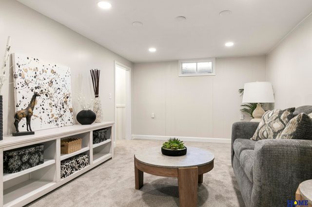 4341 S 45th Street, Lincoln, NE 68516