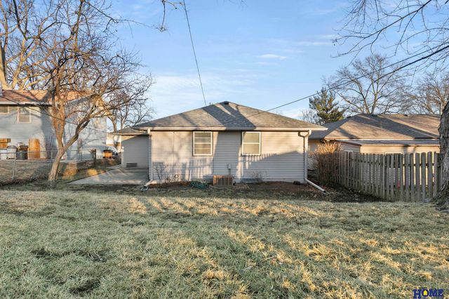 4341 S 45th Street, Lincoln, NE 68516