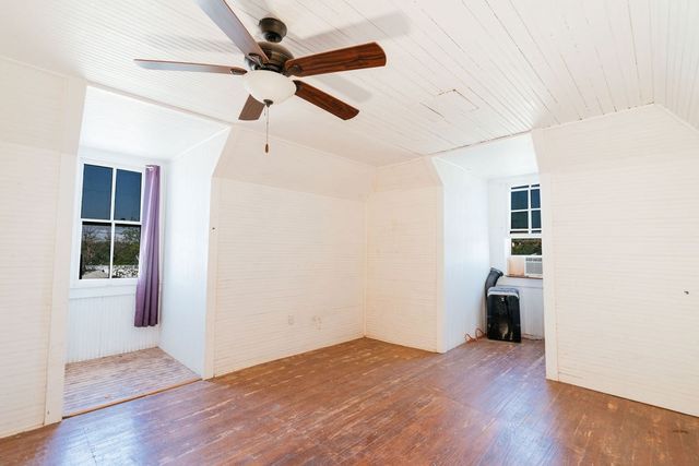 603 N 11th St, Alpine, TX 79830