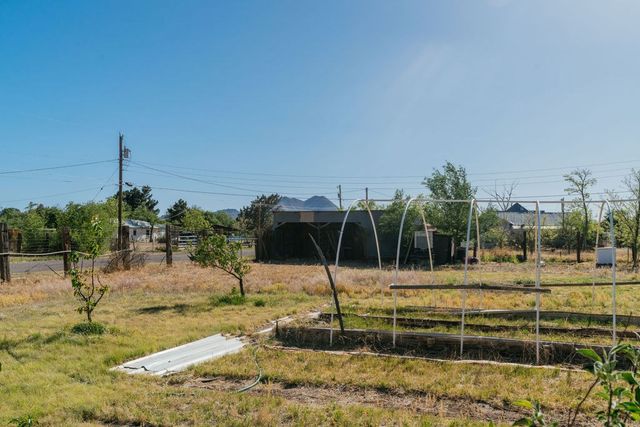 603 N 11th St, Alpine, TX 79830