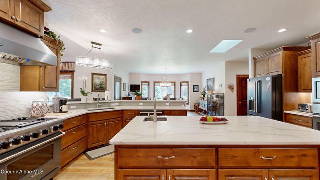 19398 N Ella RD, Rathdrum, ID 83858