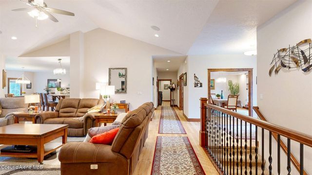 19398 N Ella RD, Rathdrum, ID 83858