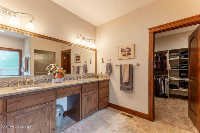 19398 N Ella RD, Rathdrum, ID 83858