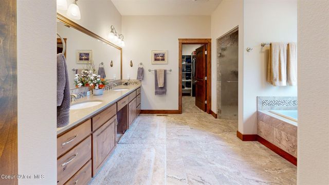 19398 N Ella RD, Rathdrum, ID 83858