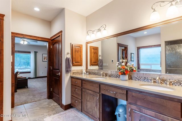 19398 N Ella RD, Rathdrum, ID 83858