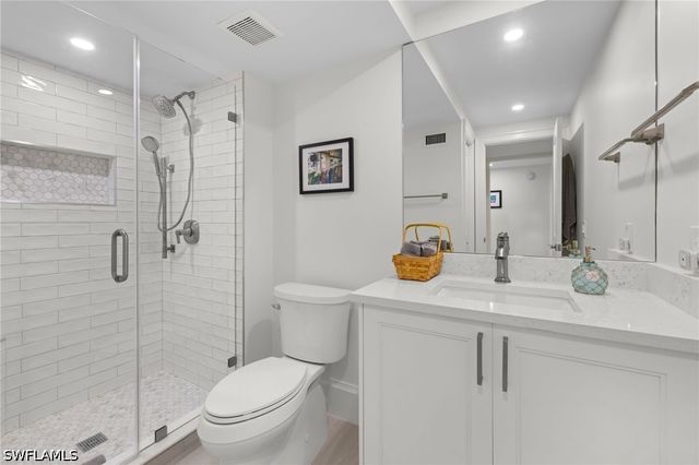 104 Wilderness DR J239, Naples, FL 34105