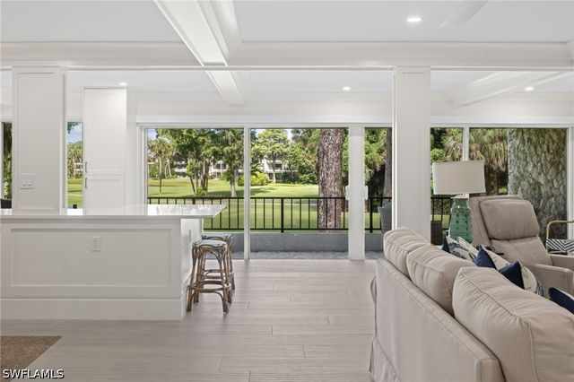 104 Wilderness DR J239, Naples, FL 34105