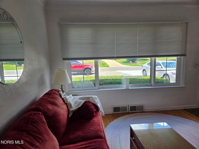 5921 Murnen Road, Toledo, OH 43623