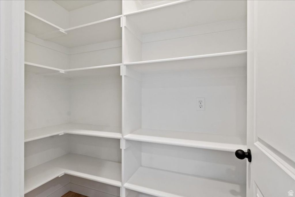 Image 3 of property listing at 6689 W SOUTH JORDAN PKWY #346, South Jordan, UT 84009