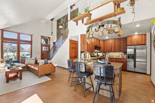 1532 E SAINT MARKS CT, Millcreek, UT 84124