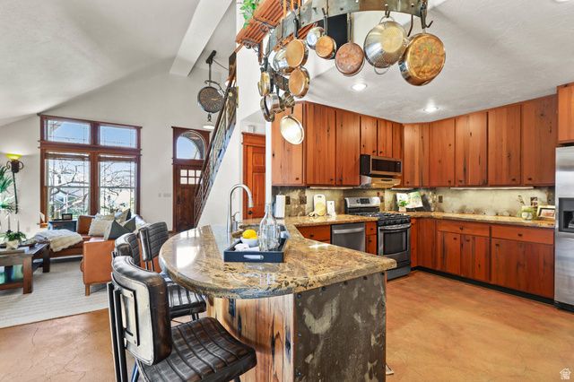 1532 E SAINT MARKS CT, Millcreek, UT 84124