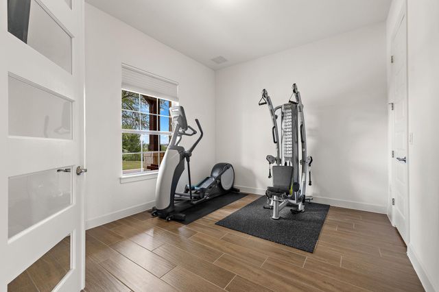 1905 Mazarro DR, Leander, TX 78641