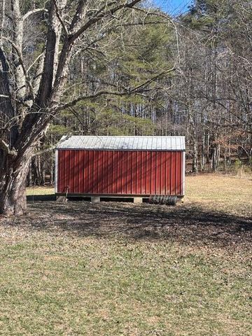 2880 Bench Road, Pikeville, TN 37367