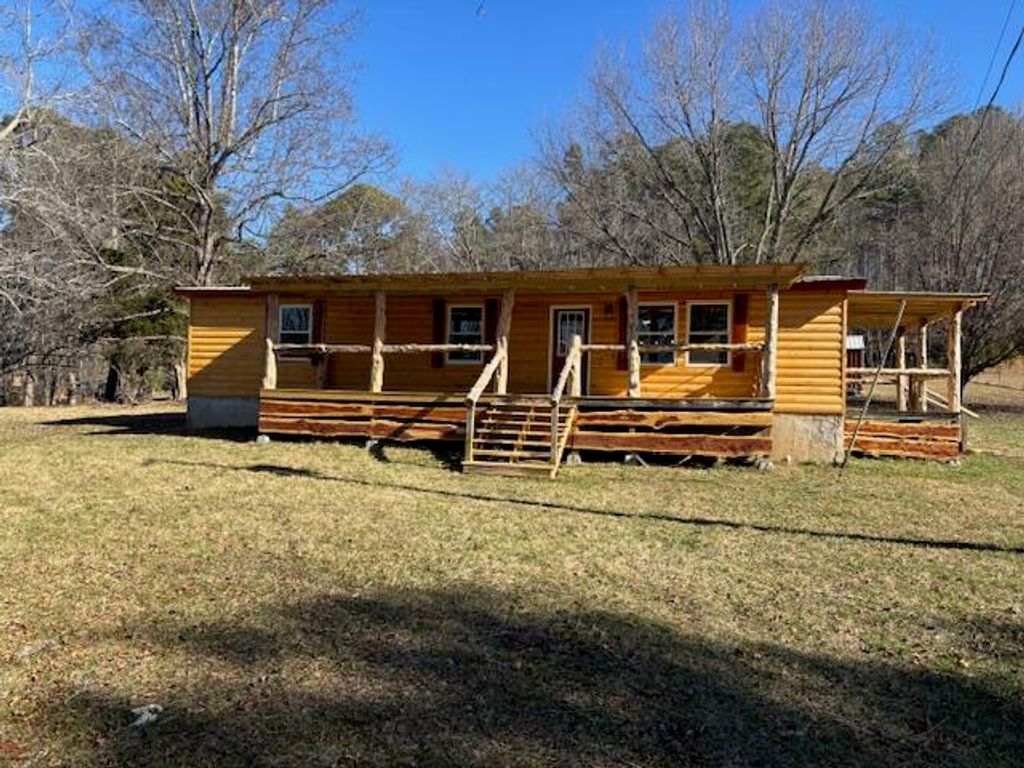 2880 Bench Road, Pikeville, TN 37367