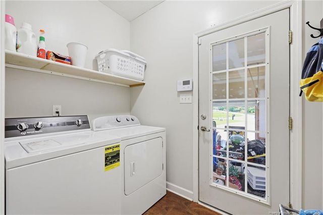 6590 Colepark Drive, Hope Mills, NC 28348