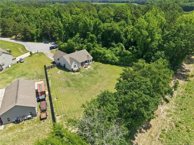 6590 Colepark Drive, Hope Mills, NC 28348