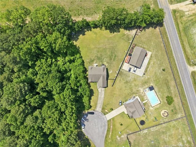 6590 Colepark Drive, Hope Mills, NC 28348