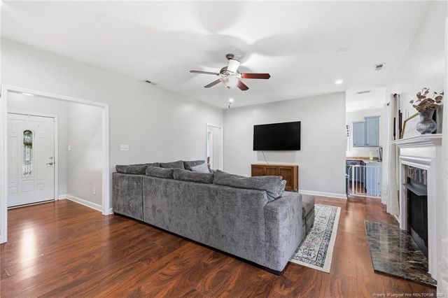 6590 Colepark Drive, Hope Mills, NC 28348