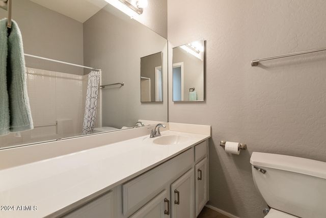 2250 E Deer Valley Road 85, Phoenix, AZ 85024
