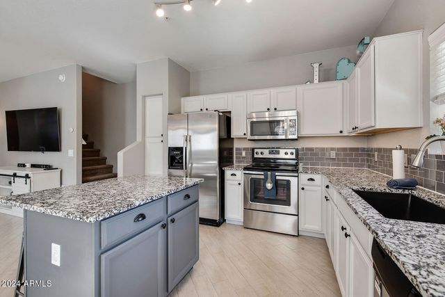 2250 E Deer Valley Road 85, Phoenix, AZ 85024