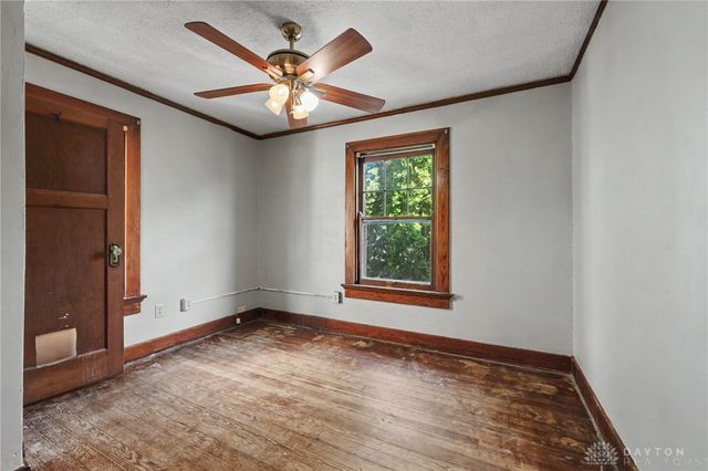 40 E Parkwood Drive, Dayton, OH 45405
