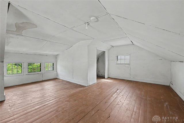 40 E Parkwood Drive, Dayton, OH 45405