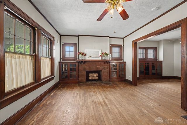 40 E Parkwood Drive, Dayton, OH 45405