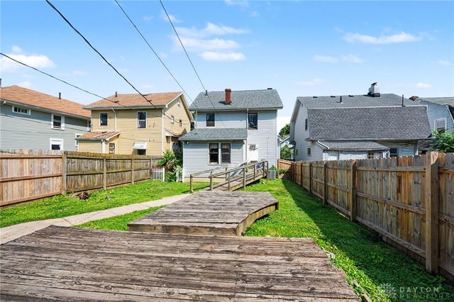 40 E Parkwood Drive, Dayton, OH 45405