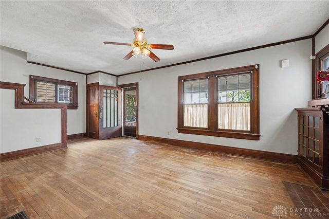 40 E Parkwood Drive, Dayton, OH 45405