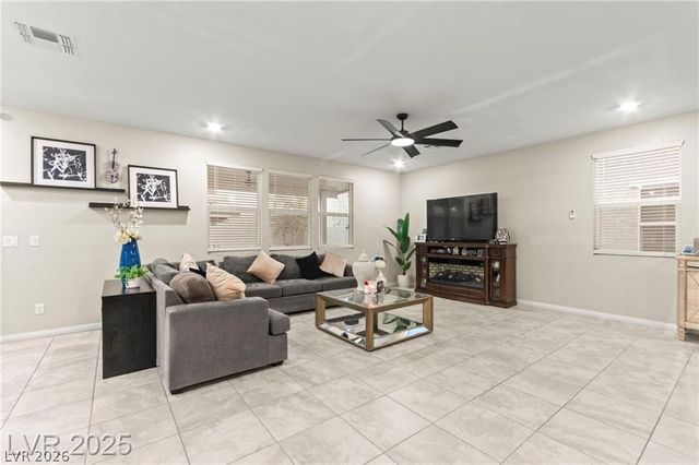 7502 Lush Oasis Avenue, Las Vegas, NV 89113