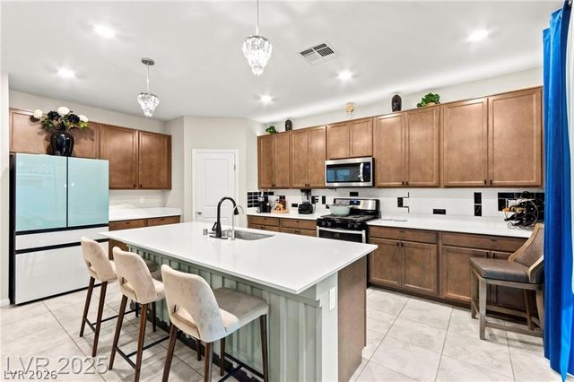 7502 Lush Oasis Avenue, Las Vegas, NV 89113