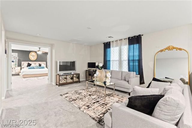 7502 Lush Oasis Avenue, Las Vegas, NV 89113