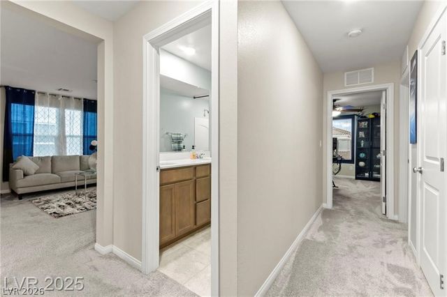 7502 Lush Oasis Avenue, Las Vegas, NV 89113