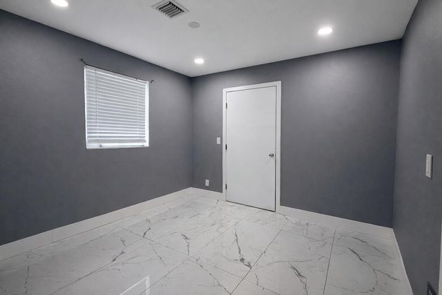 5823 Churchill Circle W, West Palm Beach, FL 33405