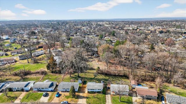 206 Freeman Drive, Oakville, MO 63129