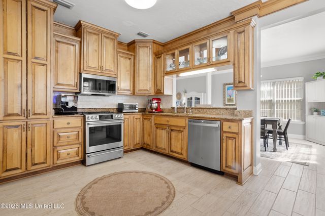 3824 Chaumont Circle, Ocean Springs, MS 39564