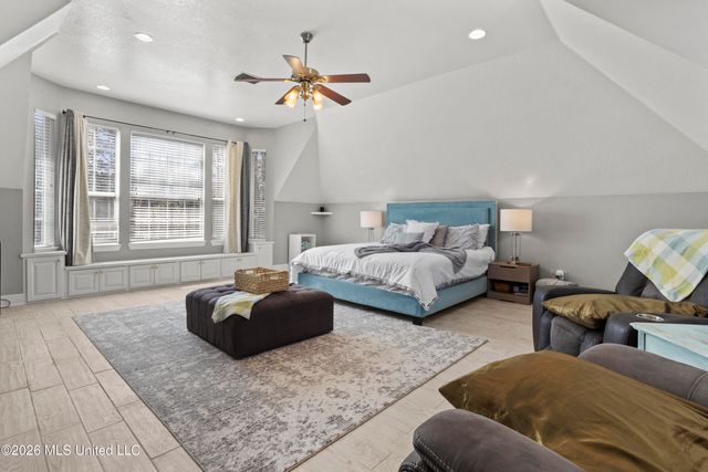 3824 Chaumont Circle, Ocean Springs, MS 39564