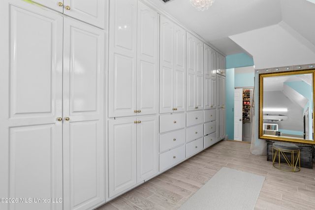 3824 Chaumont Circle, Ocean Springs, MS 39564