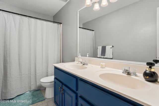 3824 Chaumont Circle, Ocean Springs, MS 39564