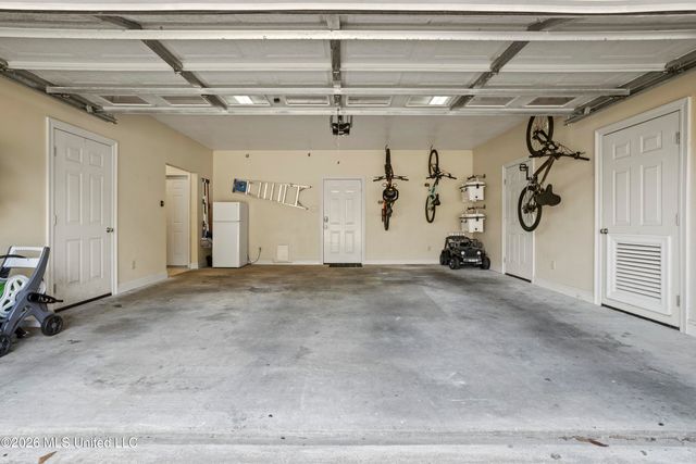 3824 Chaumont Circle, Ocean Springs, MS 39564