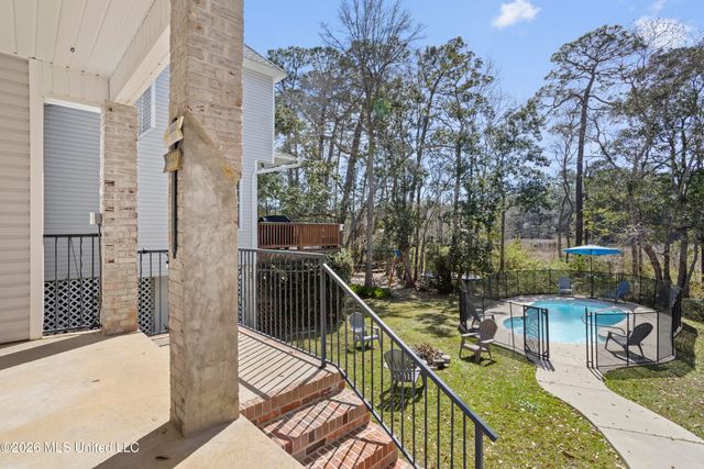 3824 Chaumont Circle, Ocean Springs, MS 39564