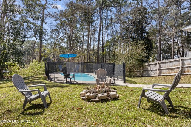 3824 Chaumont Circle, Ocean Springs, MS 39564