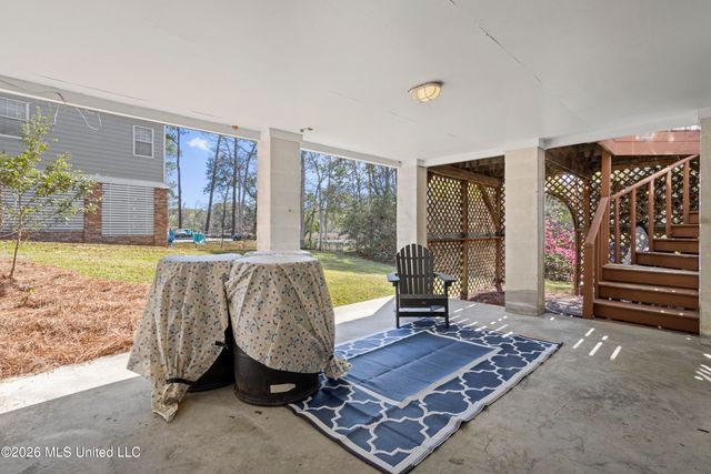 3824 Chaumont Circle, Ocean Springs, MS 39564