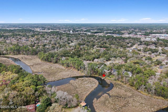 3824 Chaumont Circle, Ocean Springs, MS 39564