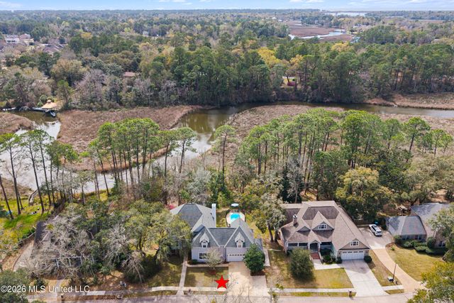 3824 Chaumont Circle, Ocean Springs, MS 39564